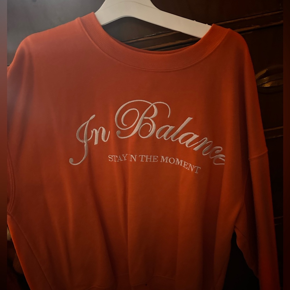 Crew neck colorful in orange semi warm